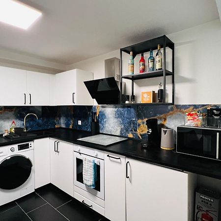 Souterrain 2 Zimmer Wohnung Freiburg Seepark Bagian luar foto