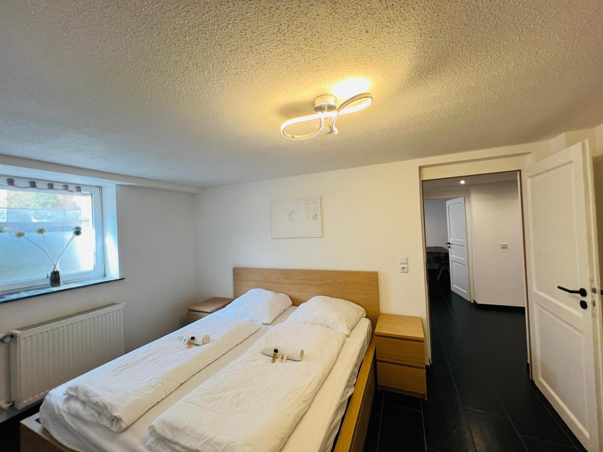 Souterrain 2 Zimmer Wohnung Freiburg Seepark Bagian luar foto