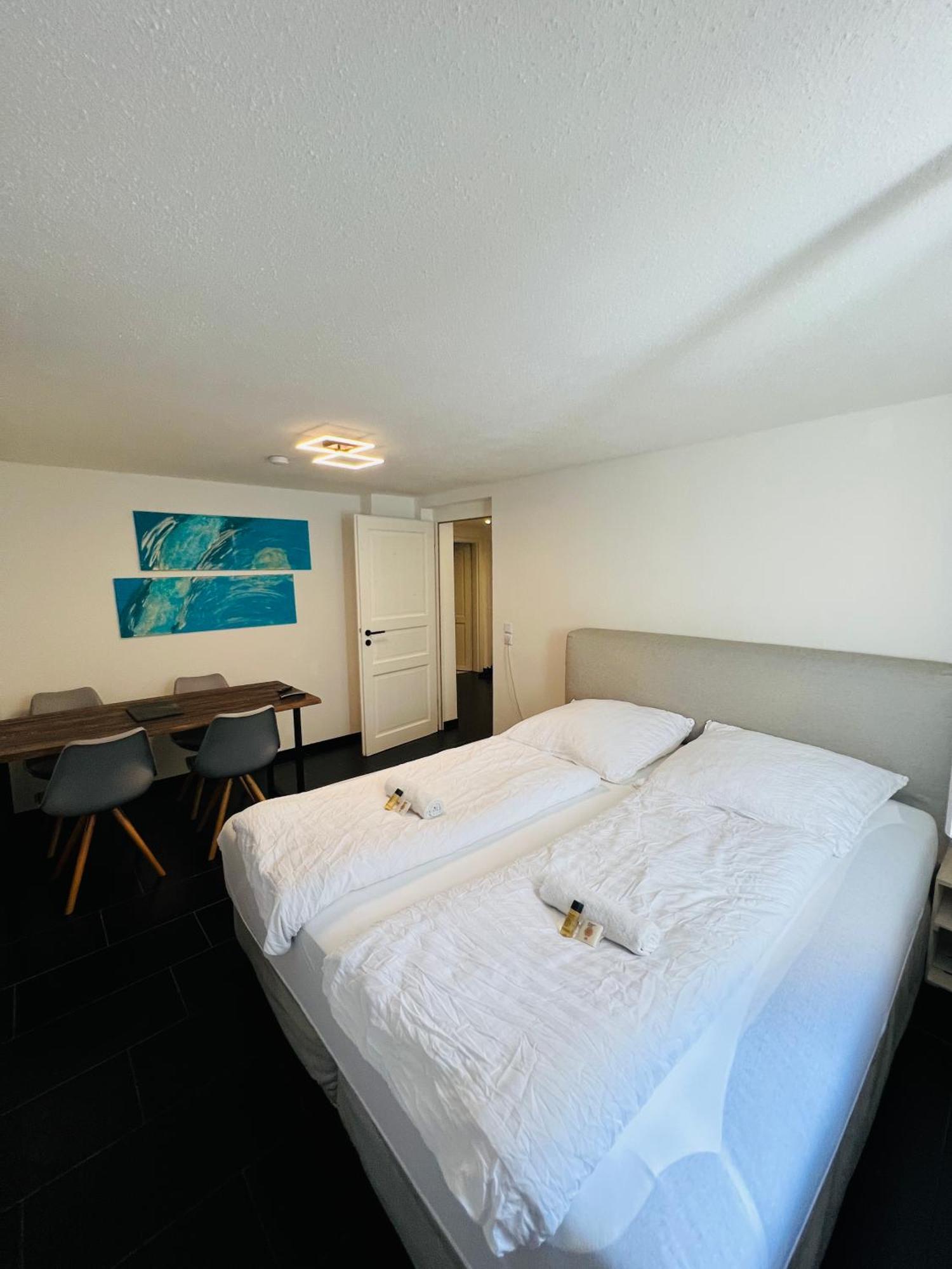 Souterrain 2 Zimmer Wohnung Freiburg Seepark Bagian luar foto